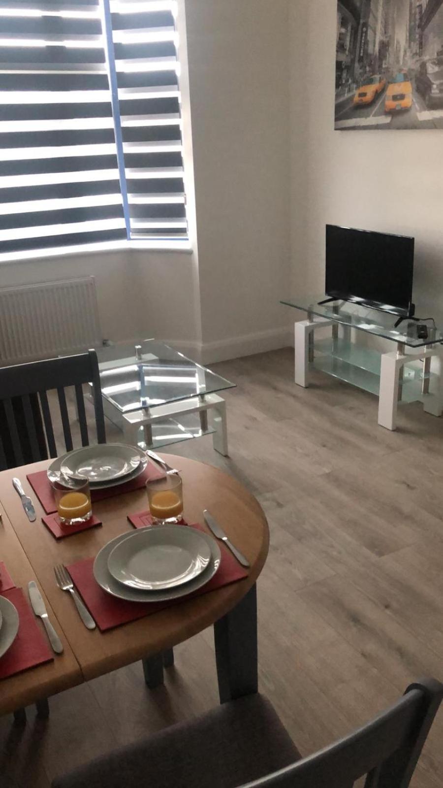 Sapphire House Telford Apartamento Exterior foto