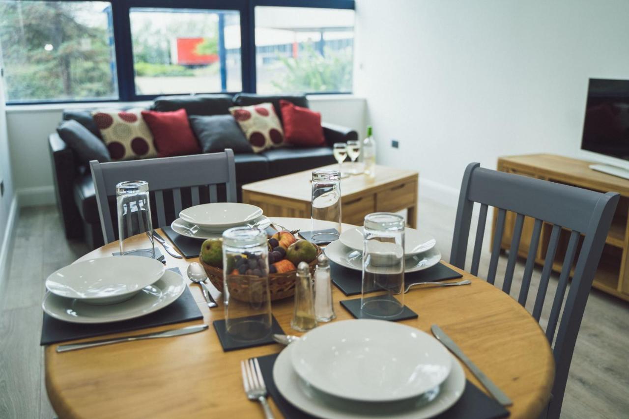 Sapphire House Telford Apartamento Exterior foto